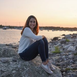 Meet your Posher, Maggie